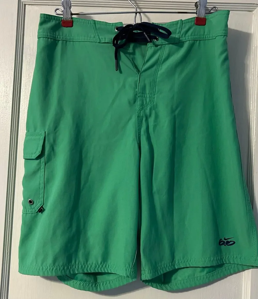 Mens green Nike 6.0 board shorts size medium